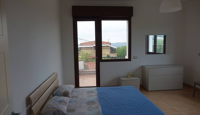 House Oak whole detached house in the hills, less than 1.8km from the sea and country