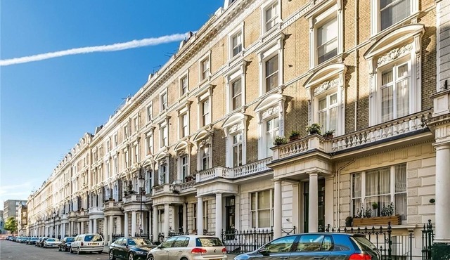 Idyllic Notting Hill 2Bed 2Bath Apartment