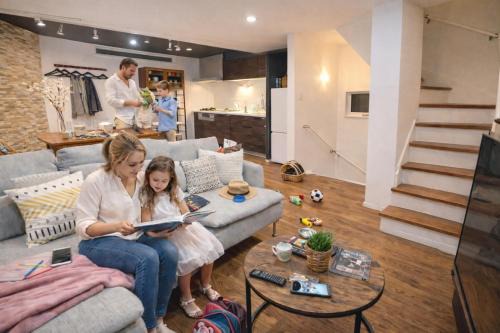 Ikebukuro area, Close to Shinjuku, three layer house, Viewing terrace, 6 min walk to subway stn, 近池袋新宿 全新三层别墅有露台 地铁站步行6分 直达新宿 东京塔 哈利波特主题乐园 公交站步行3分 最大7人