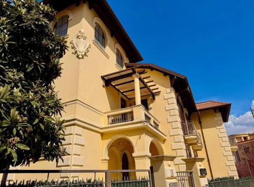 IL PALAZZO - Luxury Home & Event