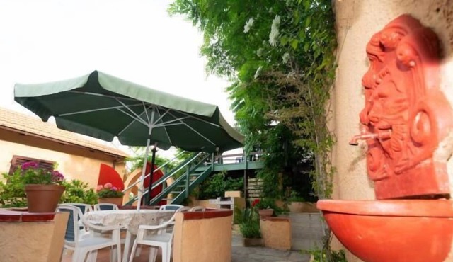 In a quiet, idyllic location - Villa Carol