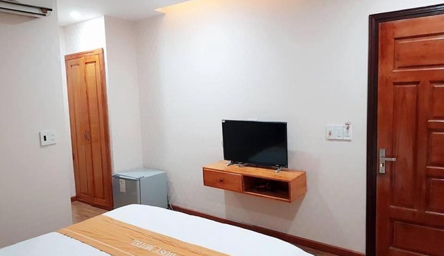 Khách sạn Rosy Việt Trì