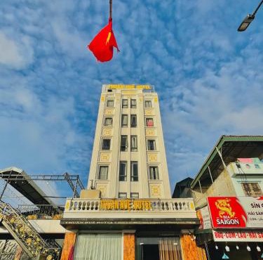 Khách sạn Thuấn Huệ