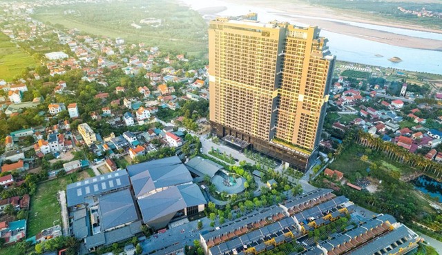 Khách Sạn Và Khu Nghỉ Dưỡng Lynn Times