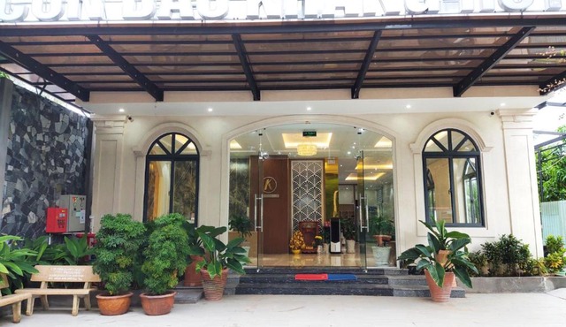 KHANG HOTEL CON DAO