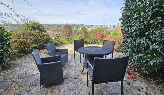 Limoges Proche BUS CHU ET Fac- Superbe Appartement DE Type 2 Avec Jardin Prive
