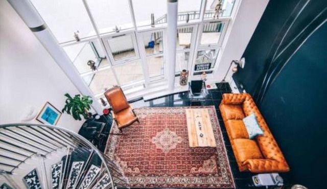 London Canary Wharf Riverside Penthouse Apartment