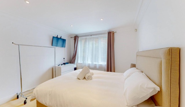 Lovely 1 Bed Apartment - 10 min to Waterloo tube