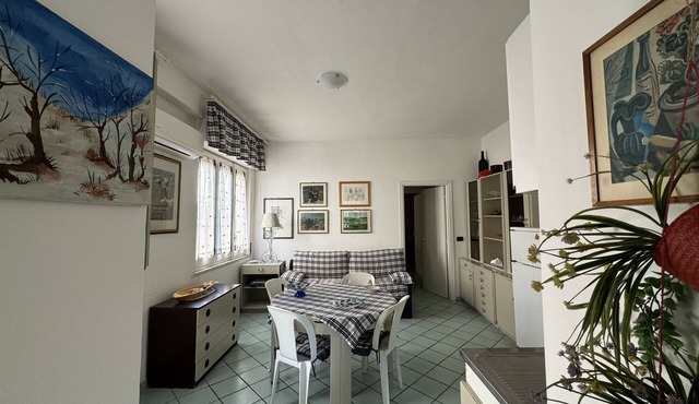 Lovely apartment 1 minute walk from the lovely beach of Copanello