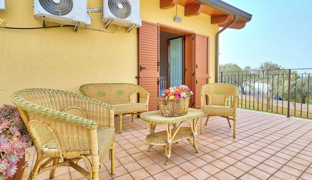 Lovely apartment in villa for 3 guests with A/C, WIFI, TV and terrace