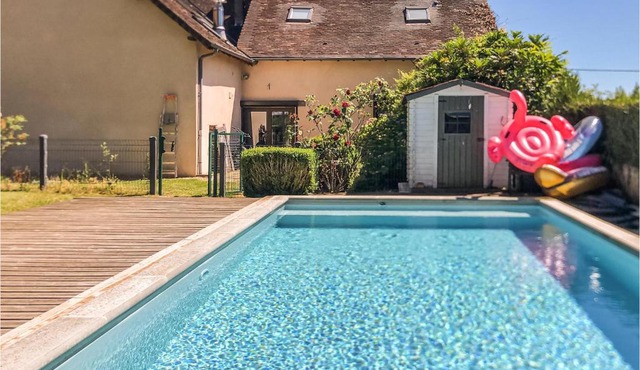 Lovely Home In Jumilhac-Le Grand