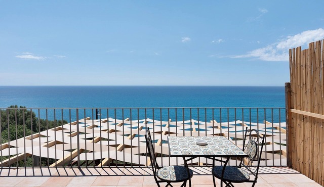 Lucio Battisti Sea View Room with Wi-Fi and Air Conditioning