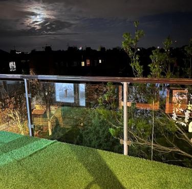Luxury 2 bed 2 bath penthouse