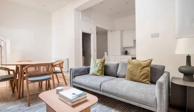 Luxury Apartment in Knightsbridge