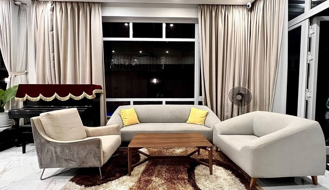 Luxury villa 5 bedrooms sea view