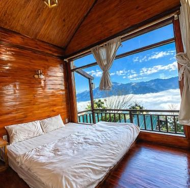 Mống Vàng Retreat Tà Xùa