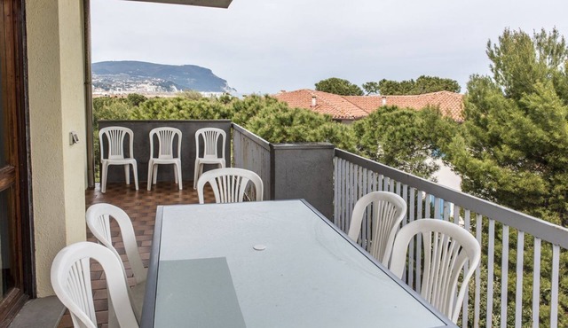 M036 - Marcelli, four-room apartment 30 meters from the sea