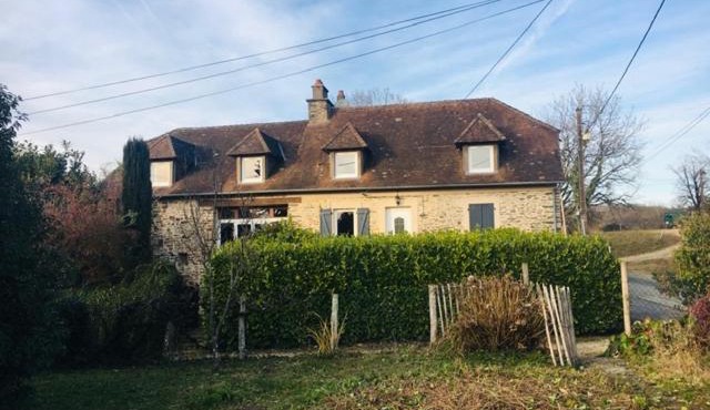 maison en pierre chaleureuse