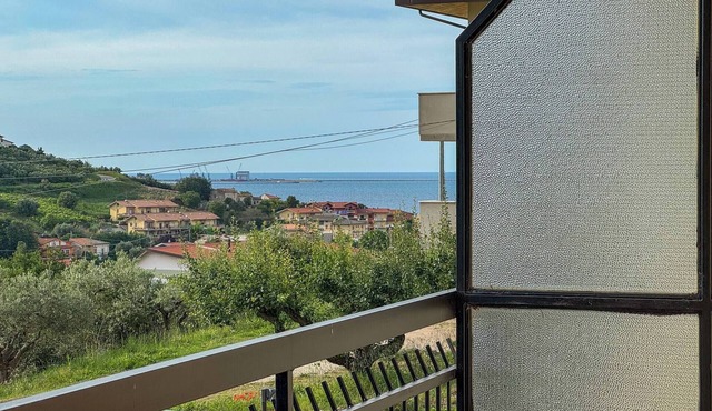 Mare, Monti e Limoni