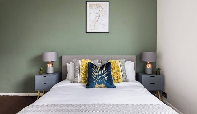 Modern 2 King Beds w/Shard Views near Tower Bridge