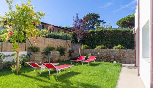 Modern Villa in the Heart of Marciana Marina - Villetta Marina