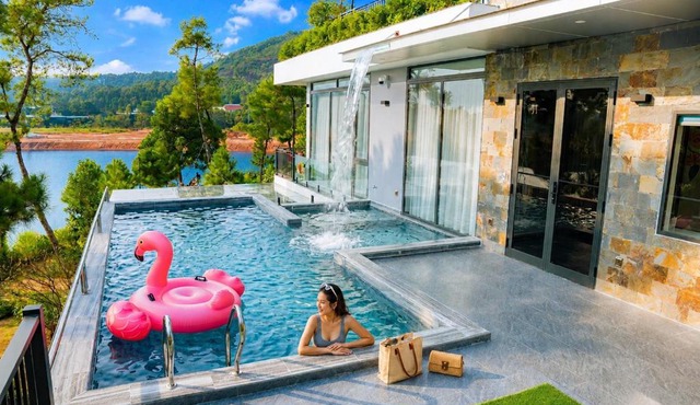 Mohu Villa Đại Lải - Lake View Pool Villa gần Flamingo