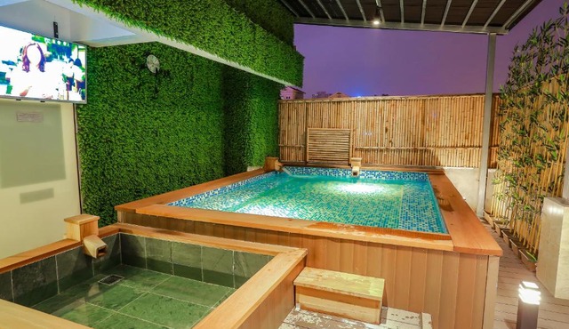 Momizi Business Hotel