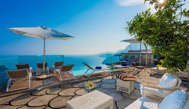 My Rental Homes - Villa Amanda with infinity pool, large solarium and jacuzzi