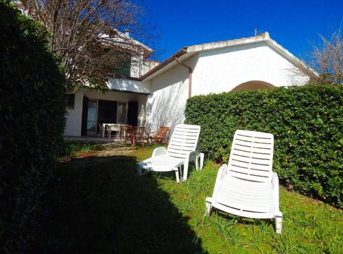 N107 - Numana, villetta con giardino
