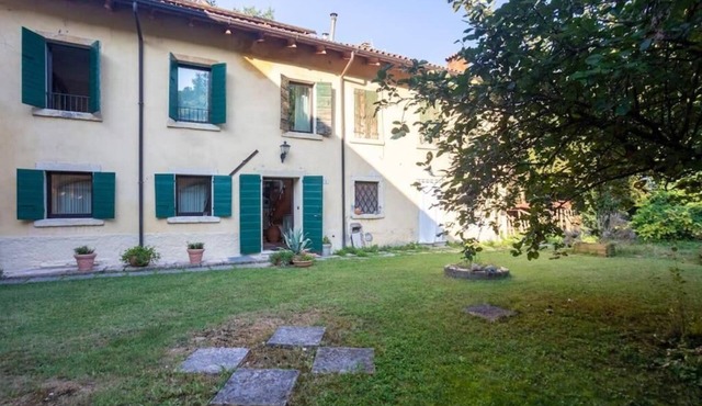 Nature and silence near Verona - Mezzane di Sotto (VR) -pet-friendly