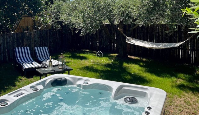 Natuscia Country Villa - Private Jacuzzi - Garden