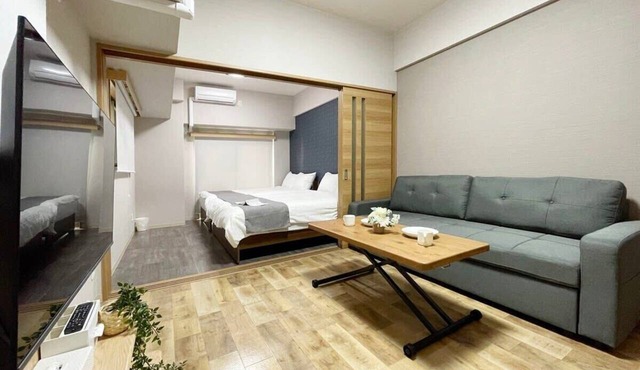 New Apt Near Tourist Area for 6Ppl