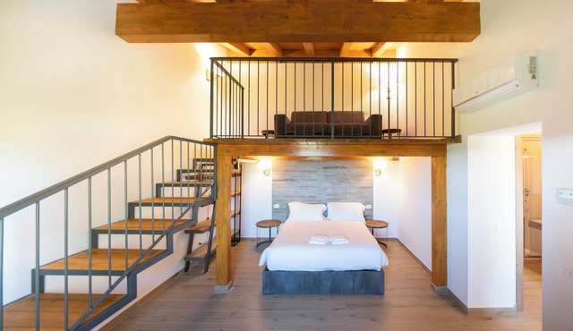 New Farmhouse TENUTA MARELLA immersed in the Green at the gates of Rome