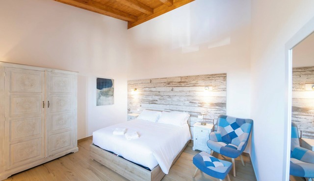 New Farmhouse TENUTA MARELLA immersed in the Green at the gates of Rome