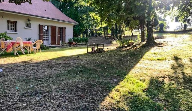 Nice home in Saint Saud Lacoussière with WiFi