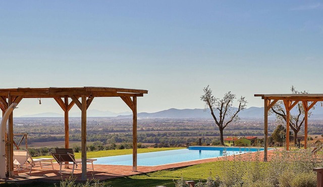 Nice home in Località Ottava Zona