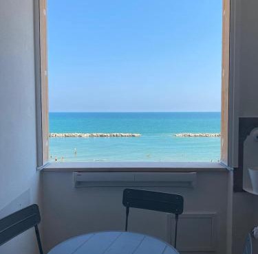 NON DISTA APARTMENT Appartamentino sul mare