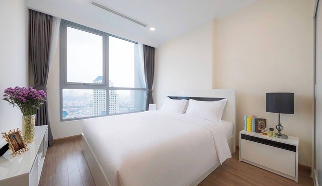 One-Bedroom Deluxe Apartment