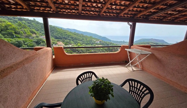 P.R. Club - Studio Molpa 7 with Sea View, Private Terrace and Air Conditioning