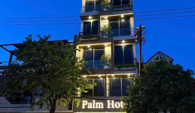 Palm Hotel