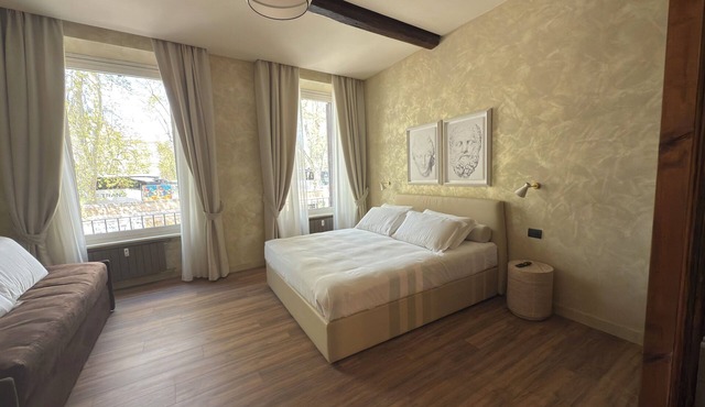 Pantheon Urbes Collection