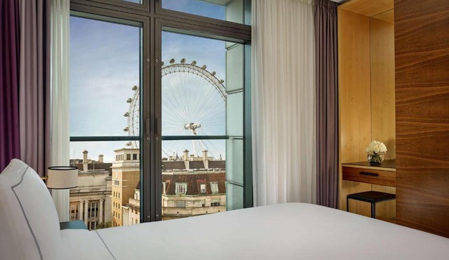 Park Plaza County Hall London