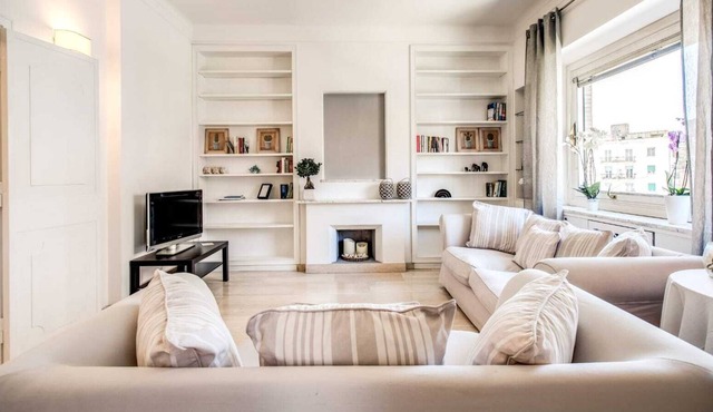 Ponte Milvio RHome splendid apartment in the heart of Ponte Milvio.