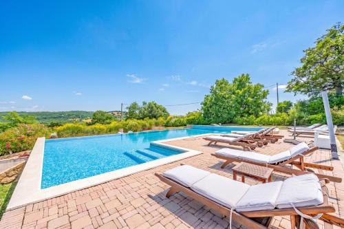Pool Villa Angela Whirlpool
