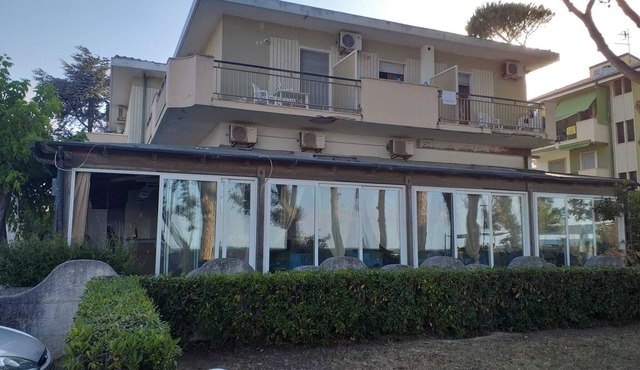 Quadruple room for a totally relaxing holiday 20 meters from the sea