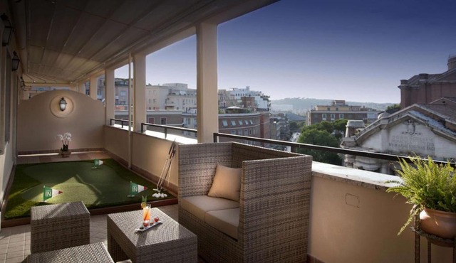 Radisson Blu GHR Rome