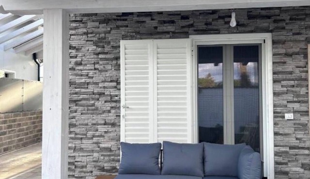 Relaxation and nature at a stone's throw from the sea