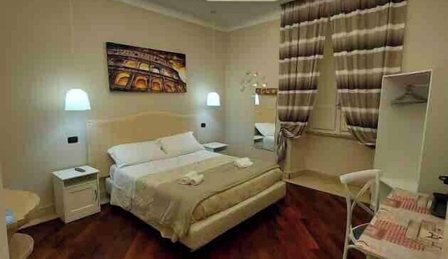 Rent rooms saint peter4 Private External Bathroom