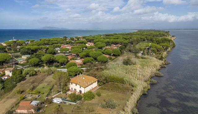 Residence in Giannella with 2 bedrooms sleeps 6