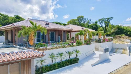 Resort & Villa RYUNON
